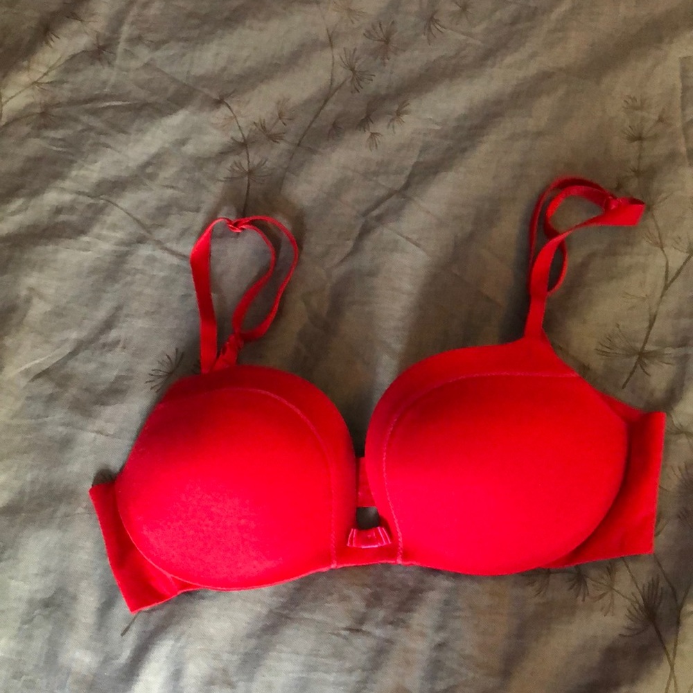34c red bra